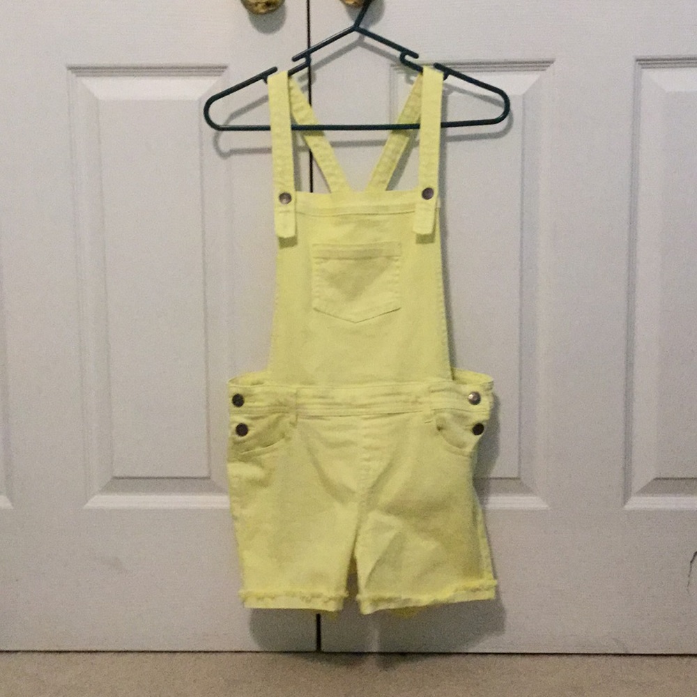 girls yellow overall shorts